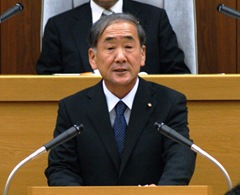 中小企業支援、保育所待機児解消を早く ６月議会代表質問で斉藤議員が要求