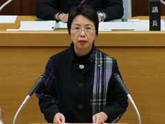 小児医療助成拡充など市長選公約実行を迫る 12月議会共産党代表質問