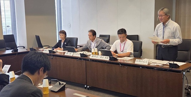 川崎商工会議所と懇談しました
